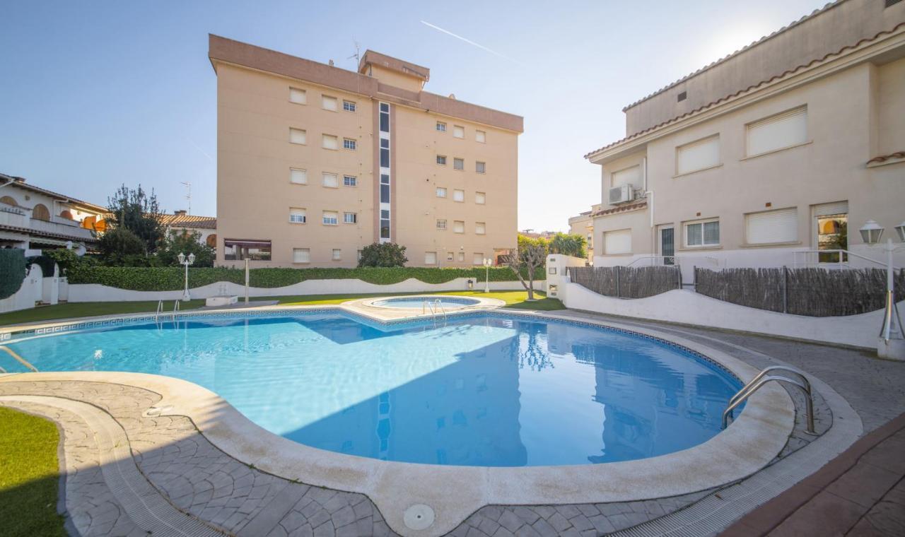 R142 Manila Resort Central Calafell Dış mekan fotoğraf