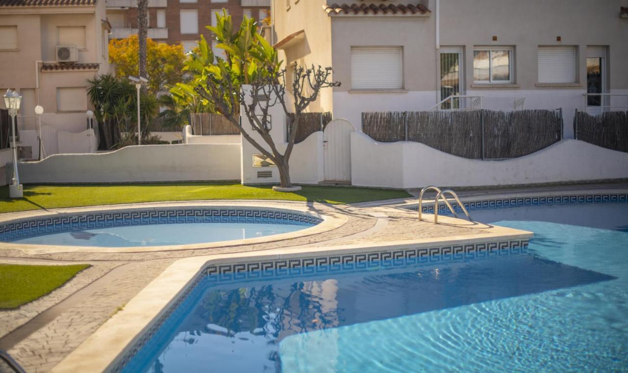 R142 Manila Resort Central Calafell Dış mekan fotoğraf